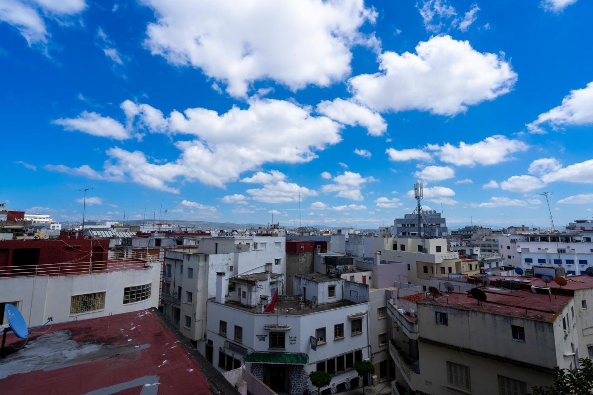Appartement Ensolleille Au Coeur De Tanger Kültér fotó