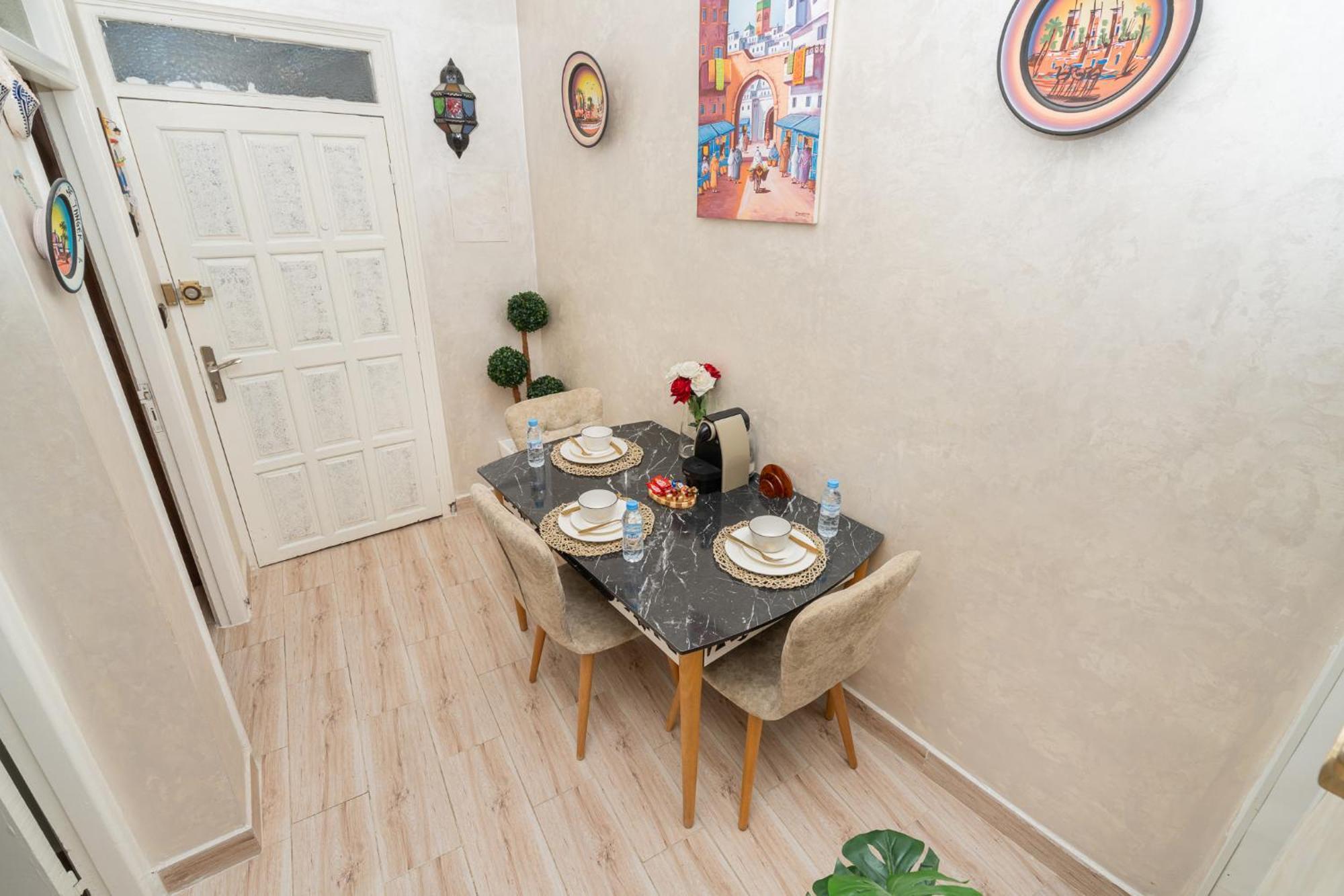 Appartement Ensolleille Au Coeur De Tanger Kültér fotó